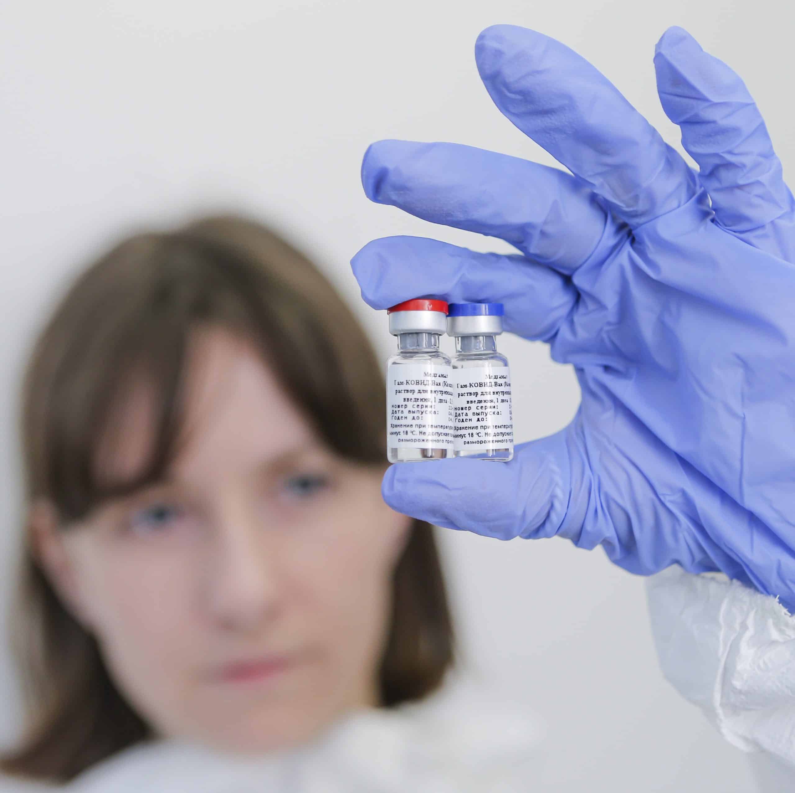 Rusko tvrdí, že Sputnik V je bezpečný, vakcínu proti koronavírusu otestuje na 40 000 dobrovoľníkoch