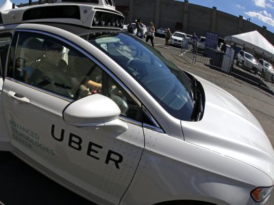 Uber prestal informovať investorov o tom, koľko platí vodičom