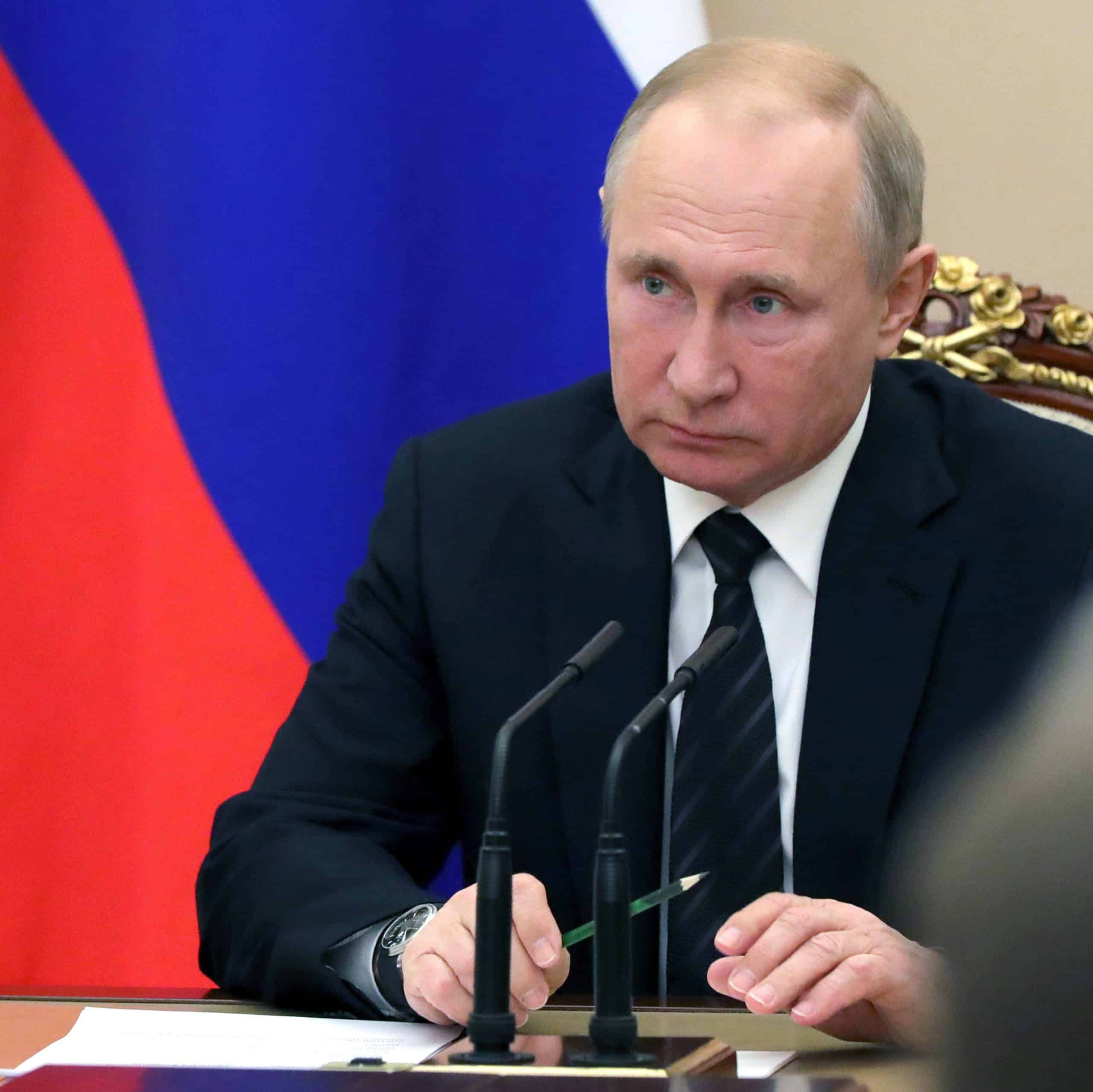 Putina trápi starnutie obyvateľstva: Za viac detí sľubuje peniaze navyše, daňové úľavy a lacnejšie hypotéky
