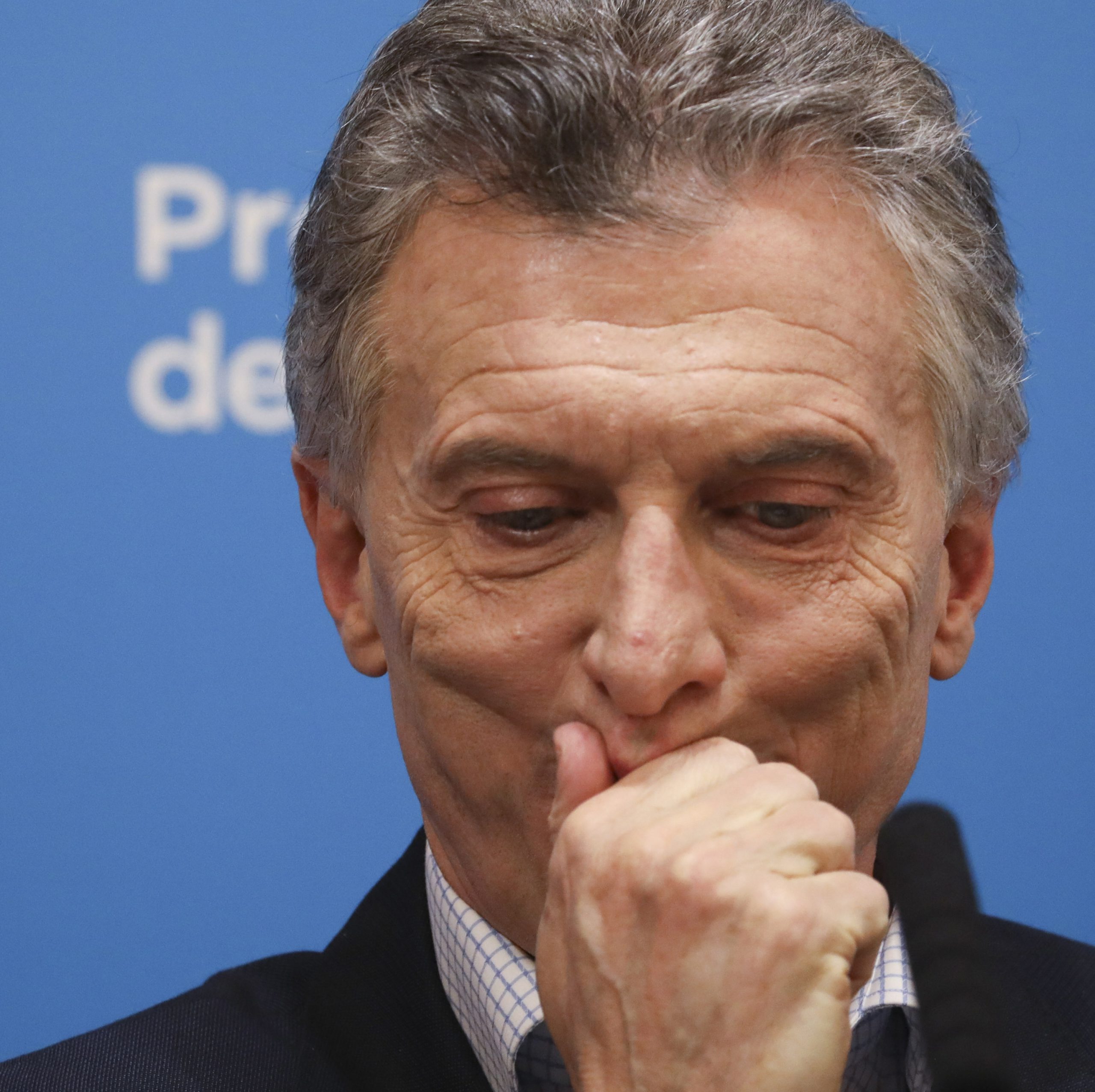 Argentína po voľbách: Prekvapenie prinieslo pád akcií aj meny