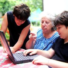Internetová reklama na Slovensku sa vlani vrátila k rastu