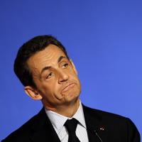 Výsledky rokovaní Sarkozyho a Merkelovej trhy sklamali, ceny ropy klesli