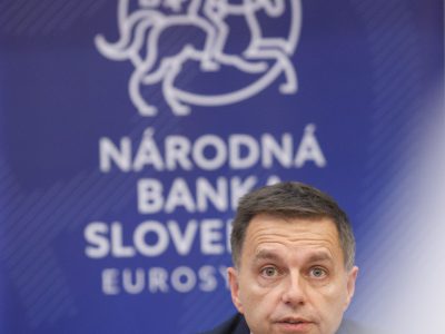 Guvernér NBS: Dostať infláciu na želané úrovne chvíľu potrvá
