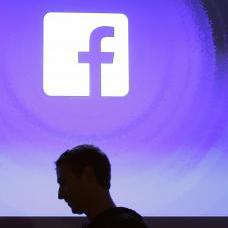 Facebook pokračuje v ataku mobilov, po Androidoch cieli na iPhony