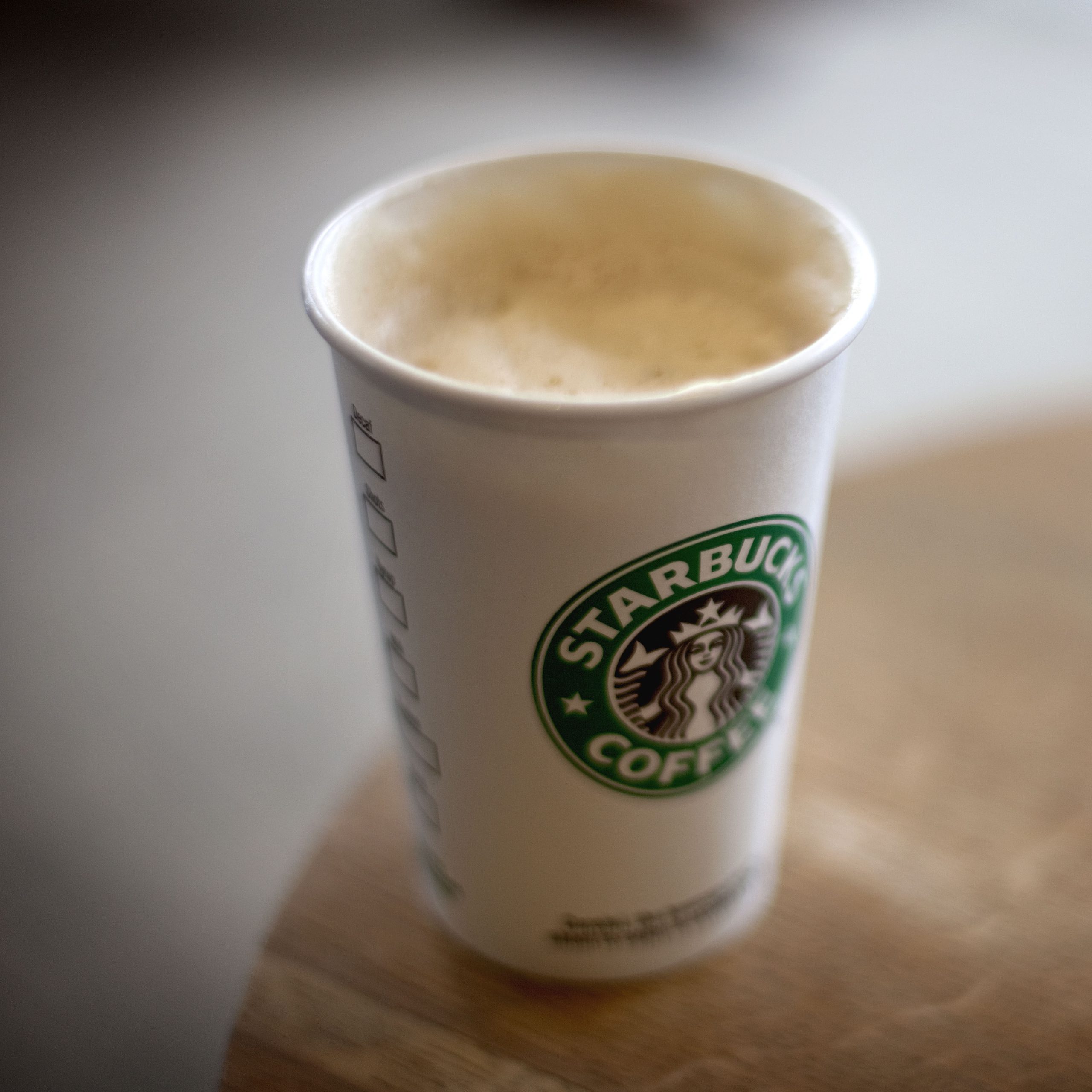 Američanom káva chutí, hlavne ak je od Starbucks