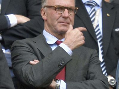 Ďalšia aféra vo vedení Bayernu: Šéf Rummenigge zatajil dvoje Rolexky