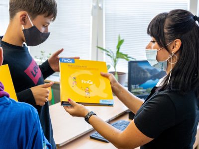 Časť školákov vie o financiách viac, ako sa očakávalo