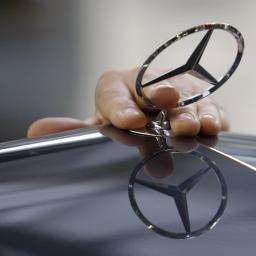 Viaceré štáty EÚ by mohli zakázať predaj áut skupiny Daimler