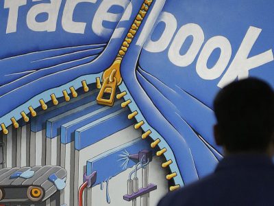 Najbohatší Rus predal akcie Facebooku, dostal  viac ako pol miliardy dolárov