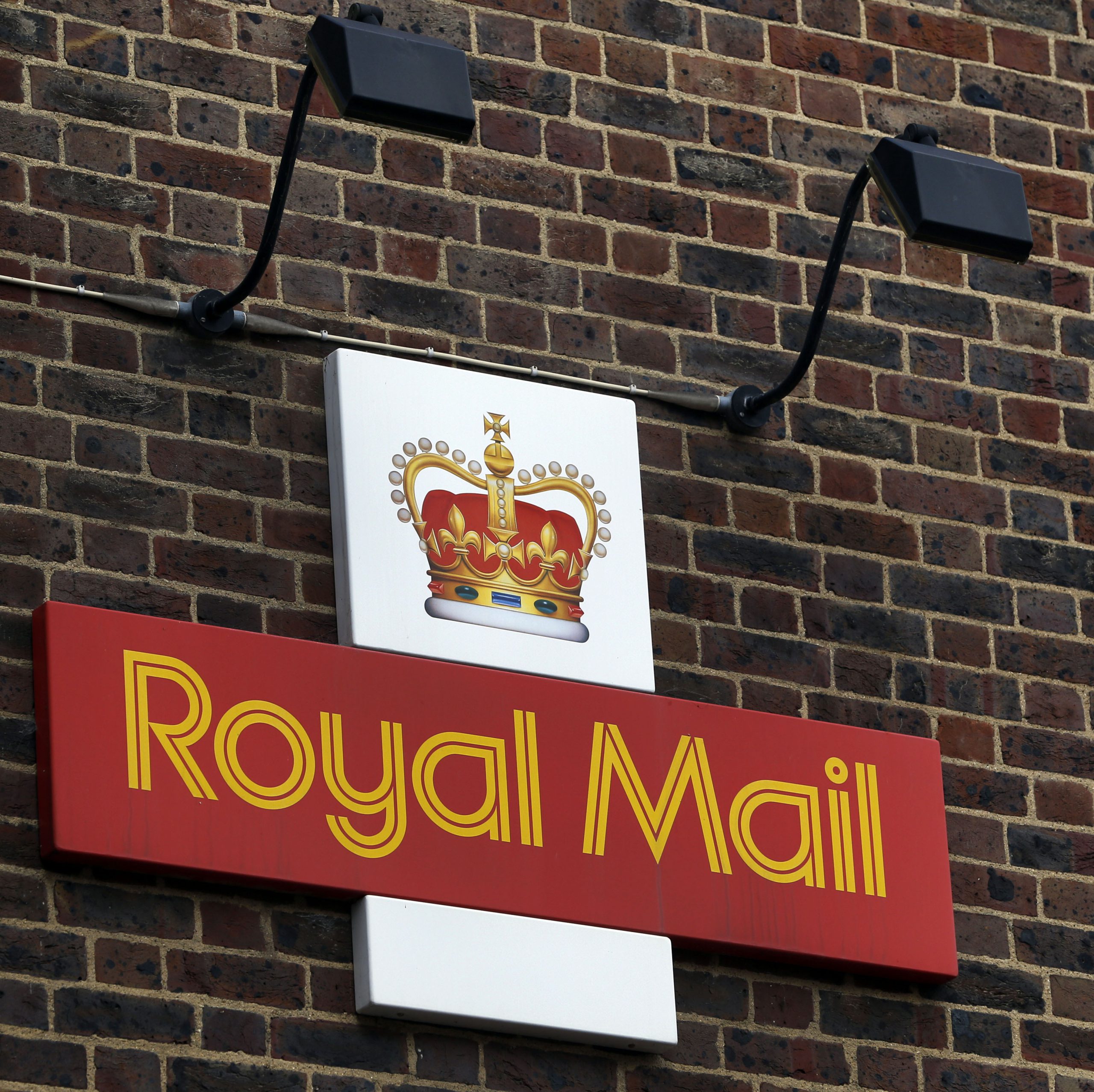Britská vláda predáva Royal Mail, poštová firma funguje od roku 1516