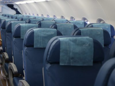 Koniec nepohodlného lietania: Airbus bojuje za širšie sedadlá