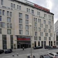 J&T rozšíri svoju sieť hotelov, kupuje luxusný bratislavský Sheraton