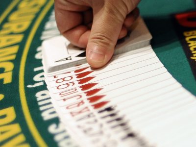 Oko berie: Čo má spoločné blackjack a dlhodobé investovanie