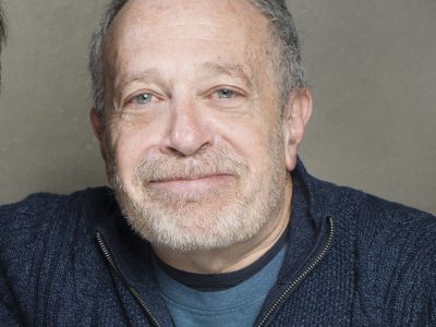 Robert Reich: Prečo tu nikto neprotestuje?