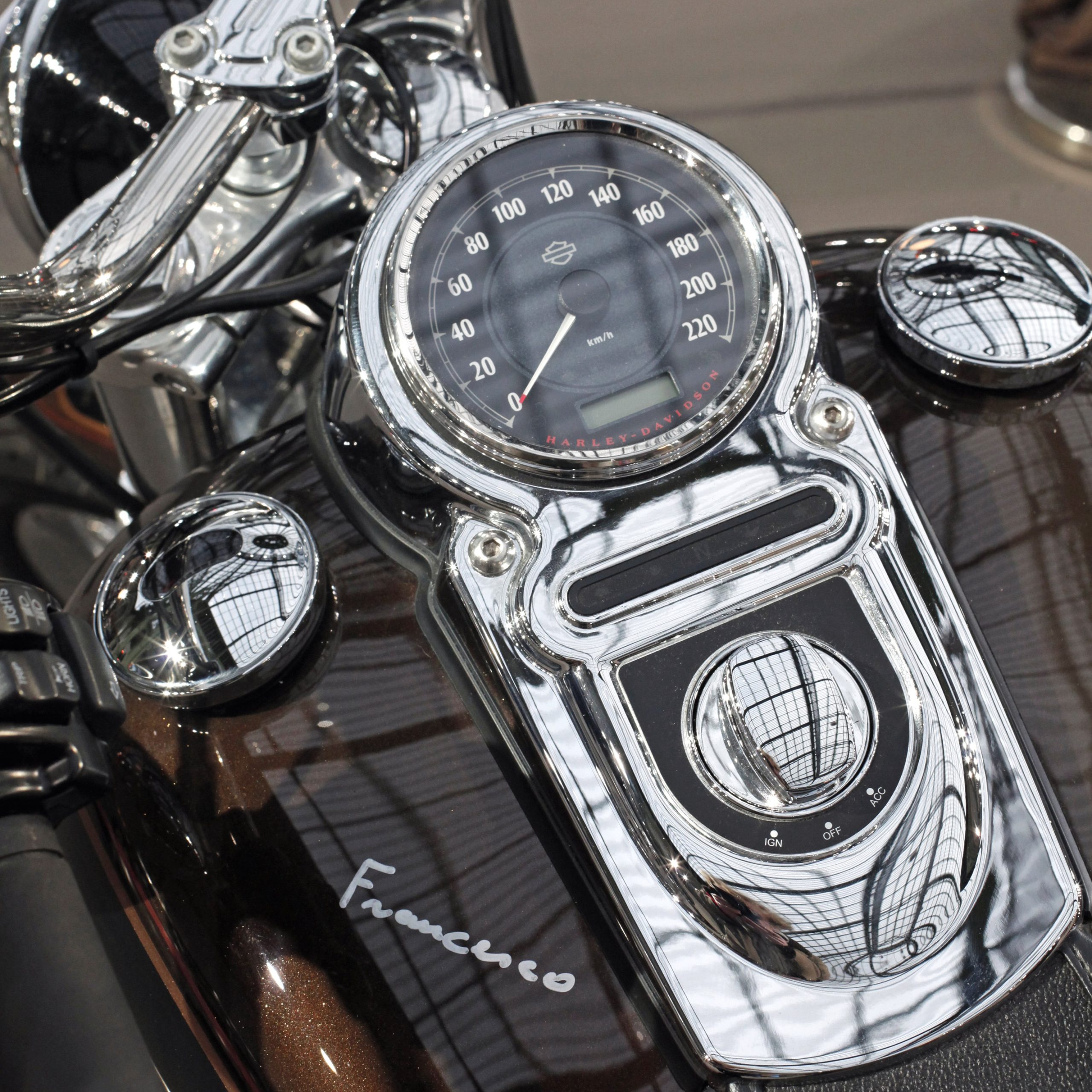 Pápežov Harley má nového majiteľa, vydražil ho za takmer štvrť milióna eur