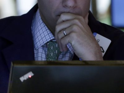Ako zarobiť na burze: Spoznajte rozdiel medzi náhodou a umením investovať