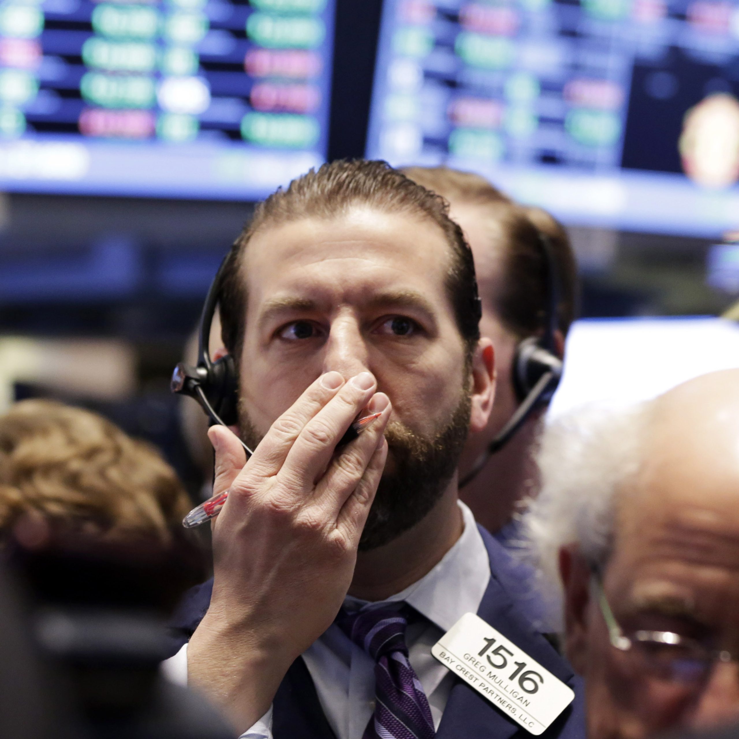 Dokážu finanční experti robiť lepšie rozhodnutia, ako my ostatní?
