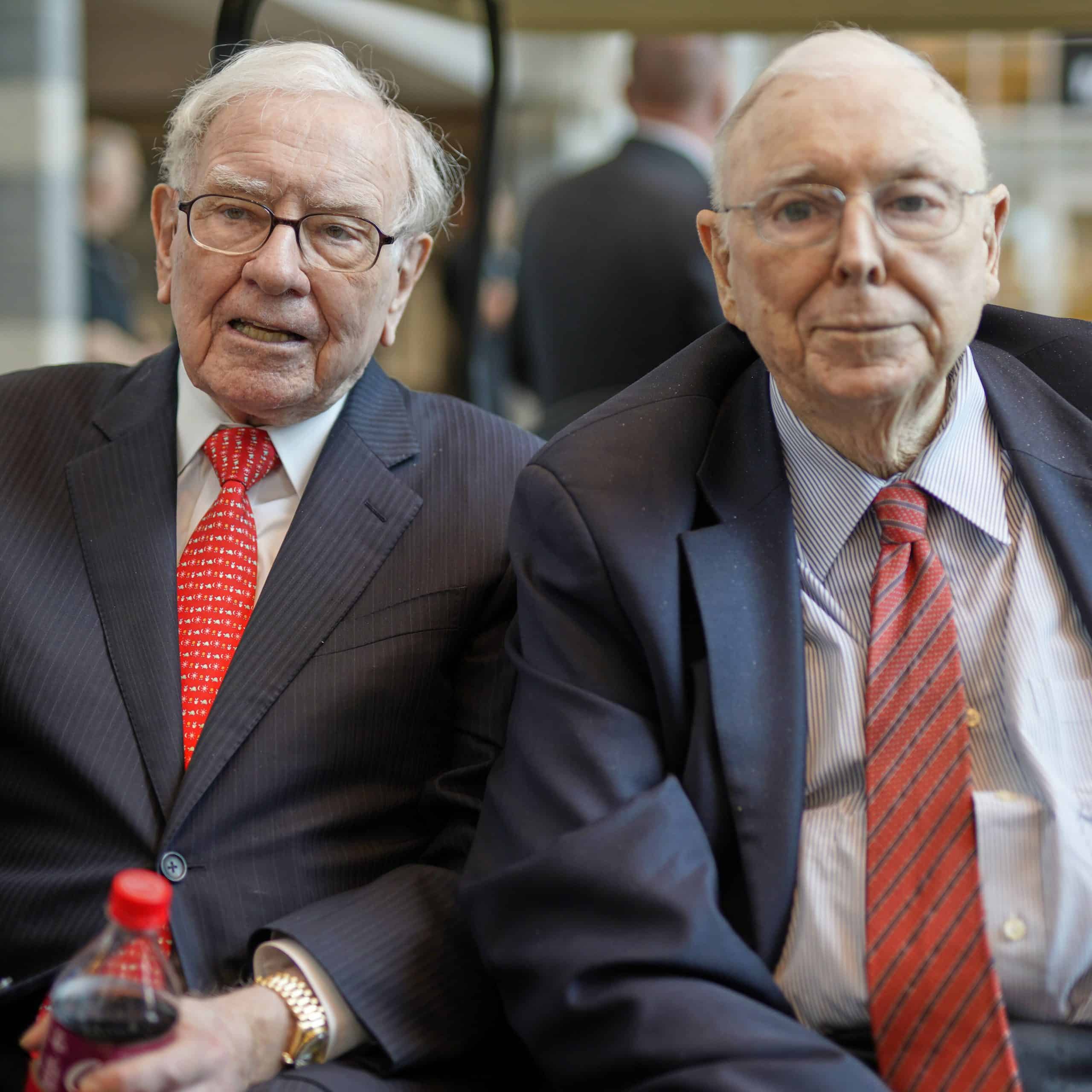 Warren Buffett už má za seba náhradu: Kto bude novým generálnym riaditeľom Berkshire Hathaway?