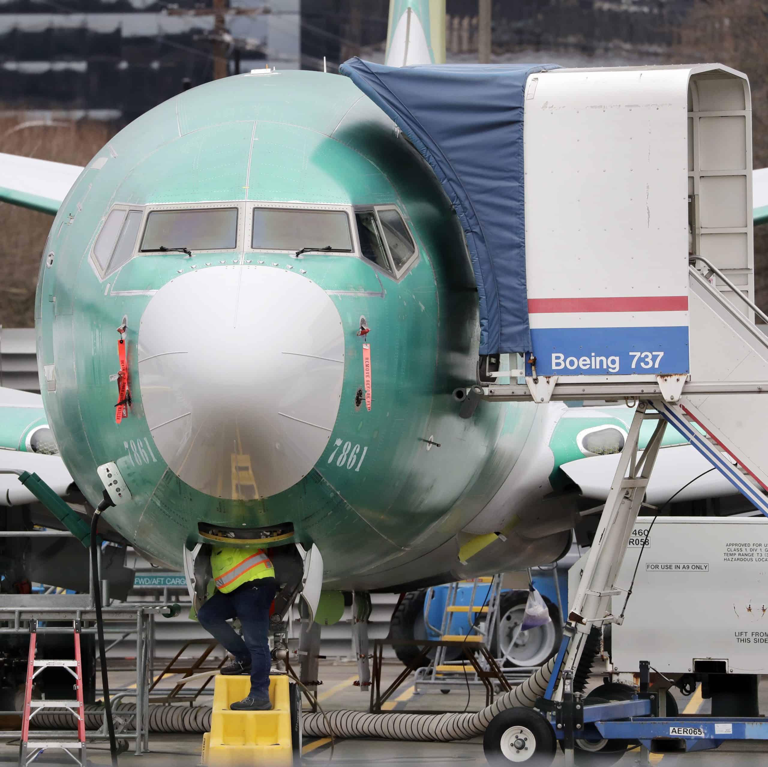 12 miliárd dolárov: Boeing si podľa médií vybavil pôžičku v niekoľkých bankách