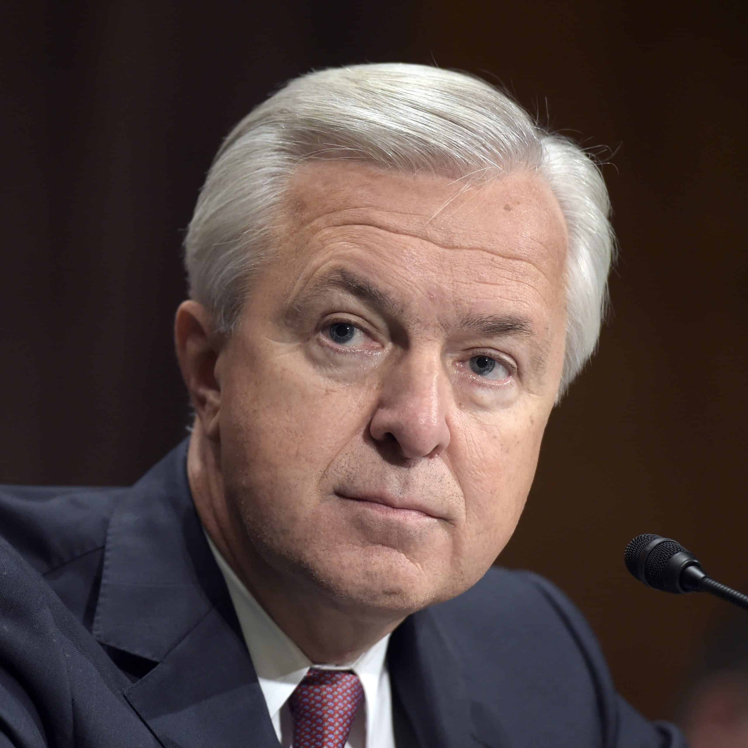 Bývalému šéfovi Wells Fargo doživotne zakázali prácu v bankovníctve