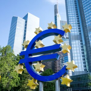Inflácia v eurozóne sa môže držať nad 2 % aj po roku 2022