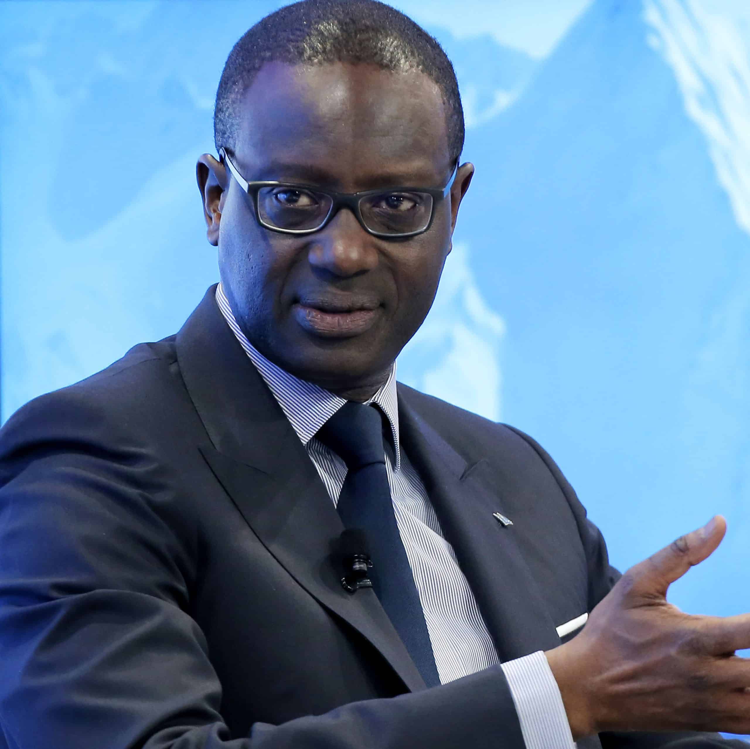 Škandál so špehovaním ho stál miesto: Tidjane Thiam už nie je šéfom Credit Suisse