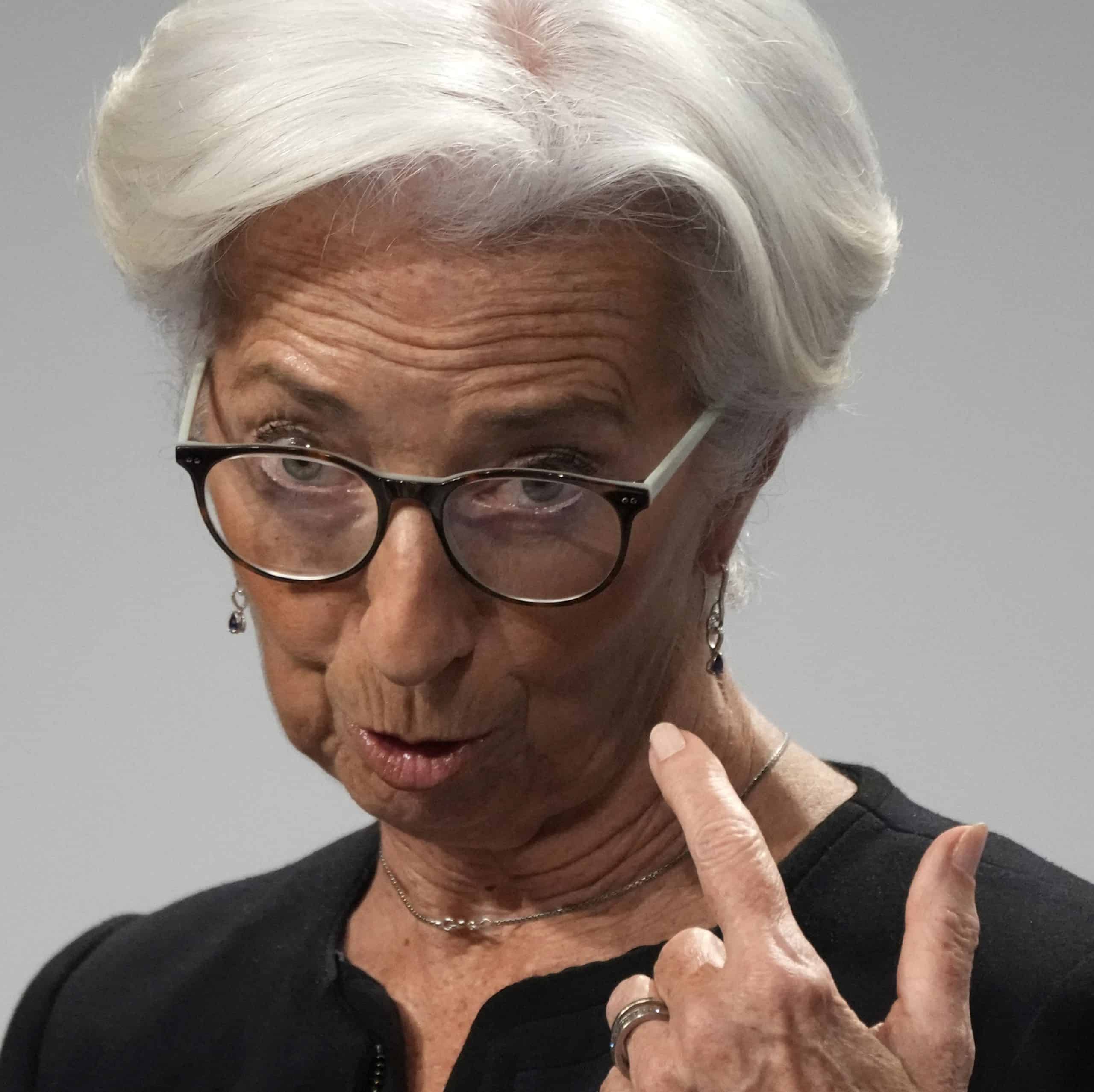 Lagardová naznačila, že zvýšenie sadzieb ECB by mohlo prísť už v júli