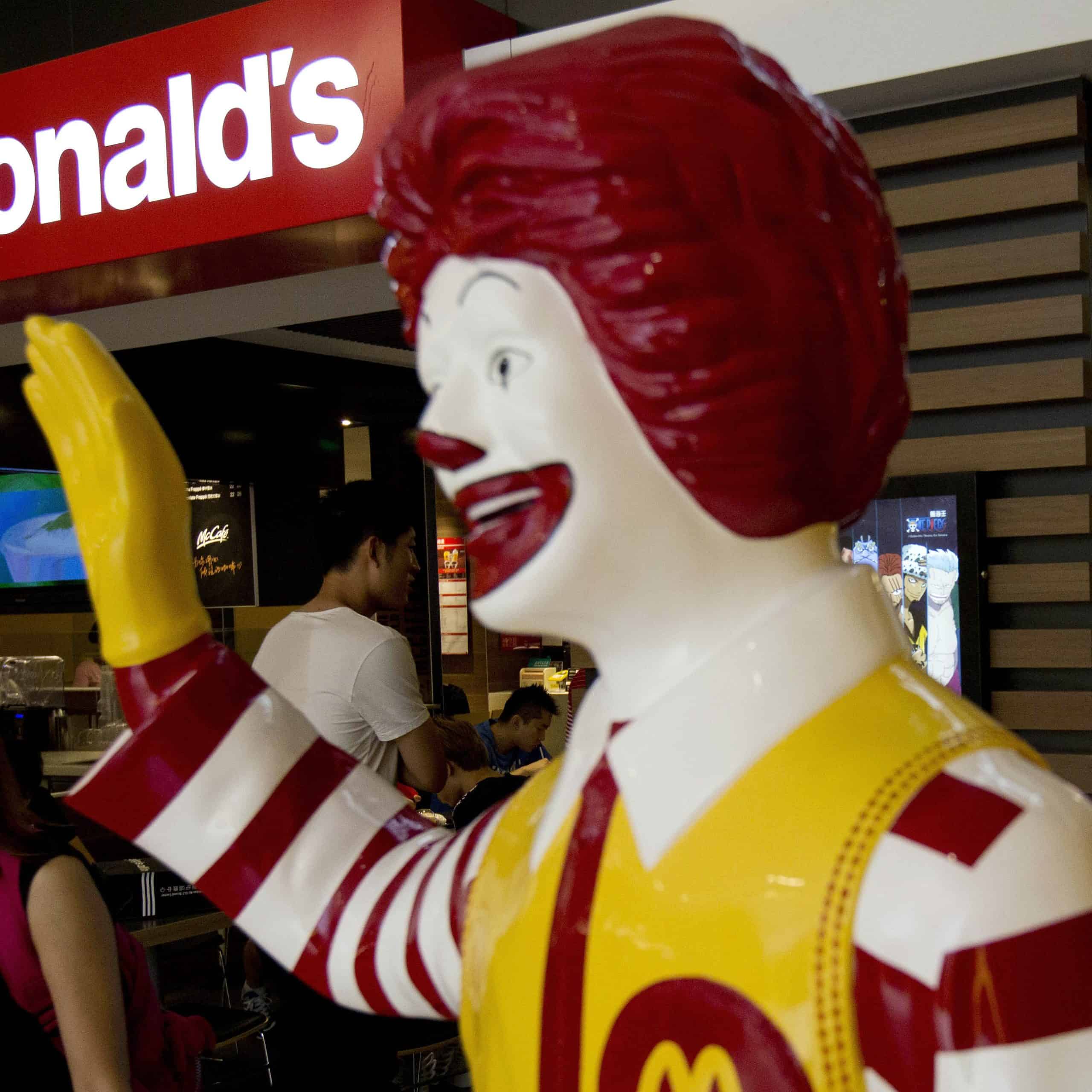 Inflačné tlaky: McDonald’s prvýkrát za 14 rokov zvýšil cenu cheeseburgerov vo Veľkej Británii