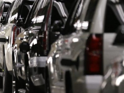 Áčka majú nového majiteľa, za autobazáre zaplatil 220 miliónov