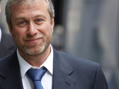 Prepad komerčných nehnuteľností v Rusku: Kancelárie miliardára Abramoviča zívajú prázdnotou