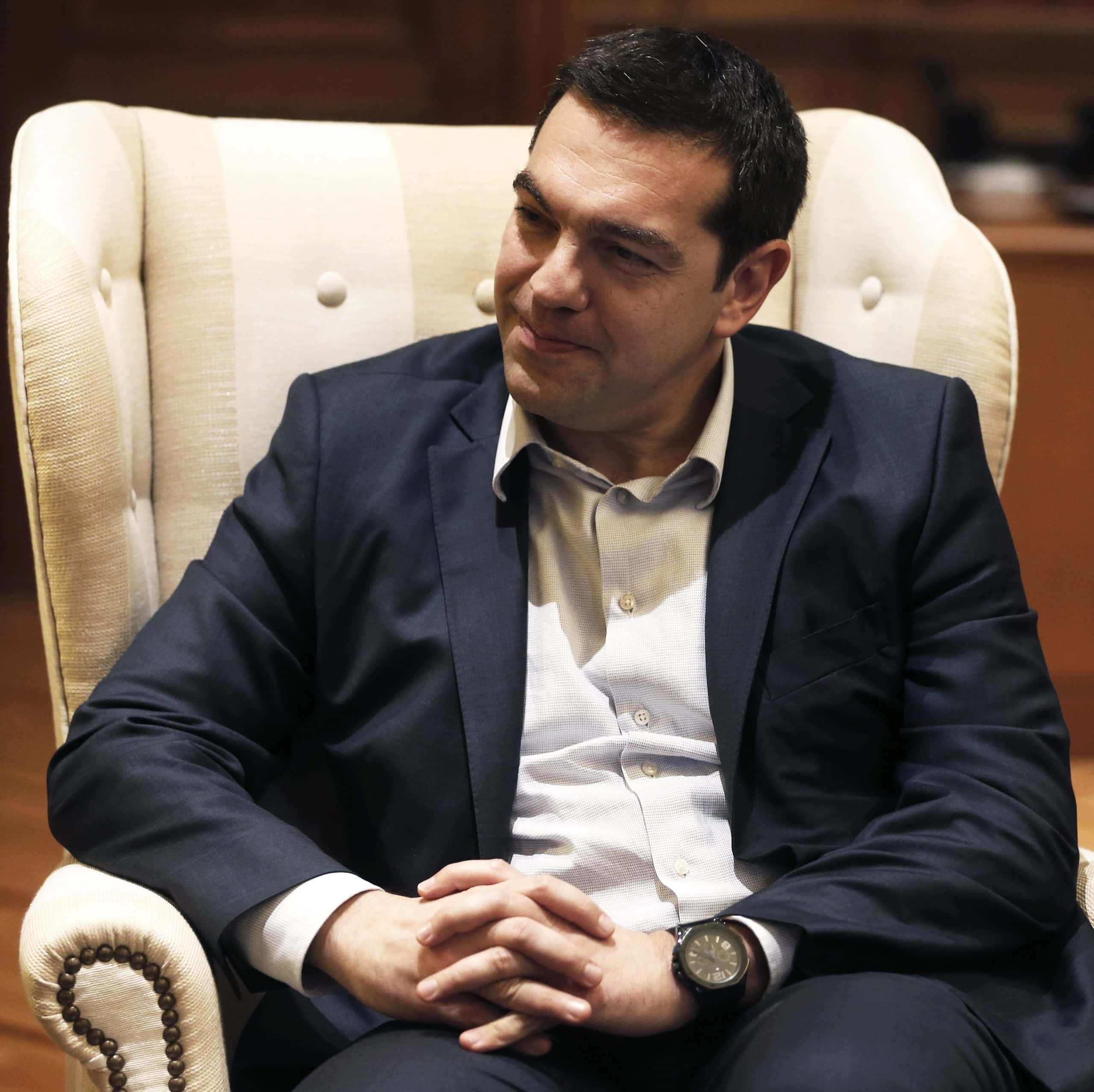 Grécko si chce požičať aj doma, tlačí na energetické firmy