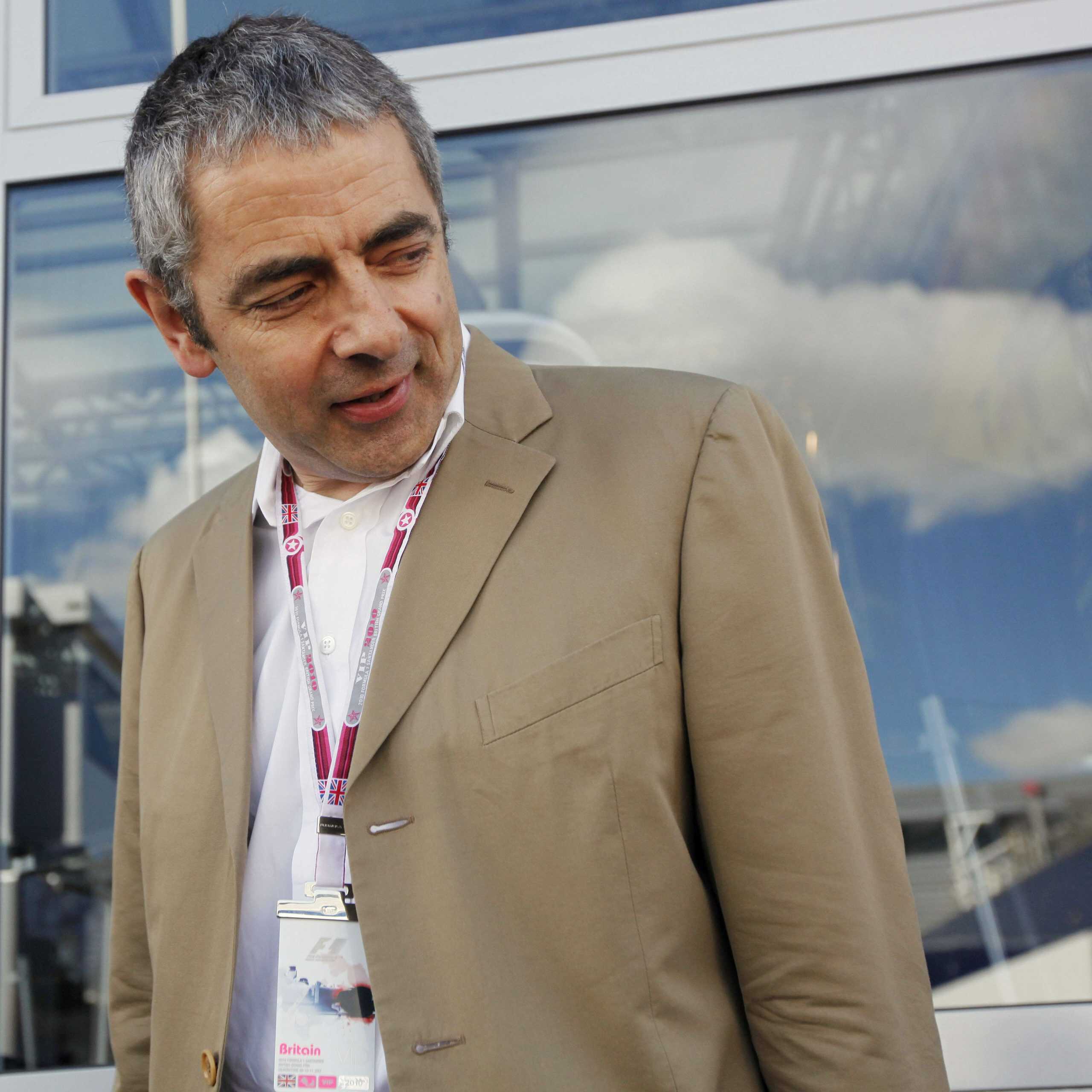 Rowan Atkinson predal svoj opravený superšportiak, ešte na tom aj zarobil