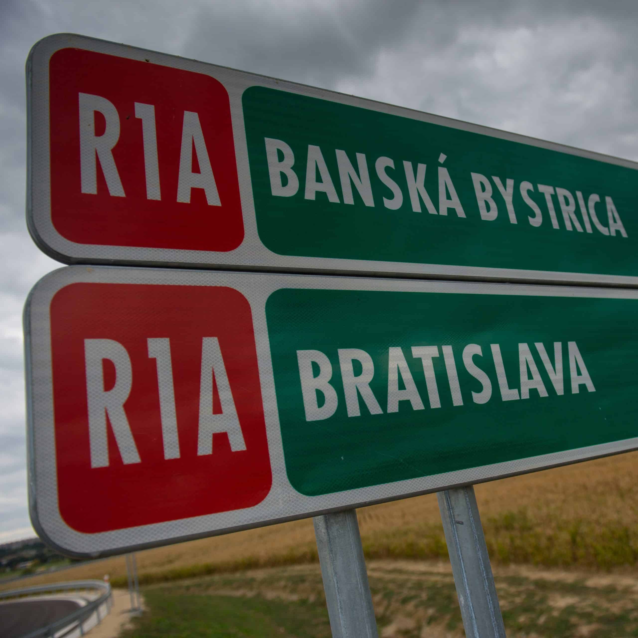 Štúdia INESS: Nové diaľnice ekonomike regiónov nepomôžu, na riešenie nezamestnanosti treba urobiť viac