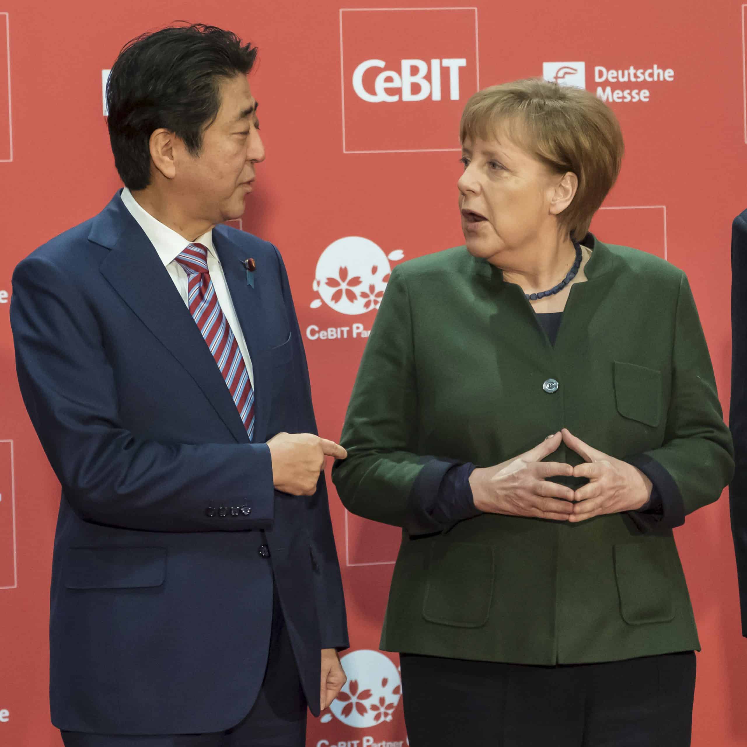 Japonci strach z robotov nemajú, Nemci zatiaľ digitalizáciu nechápu