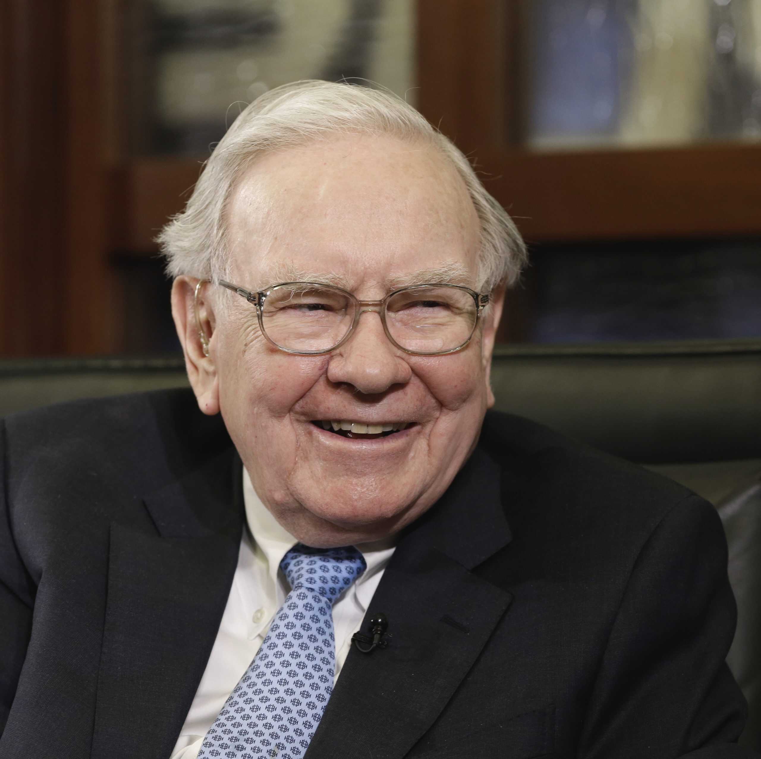 Warren Buffett stručne o tom, prečo nenakupuje akcie spoločnosti Amazon