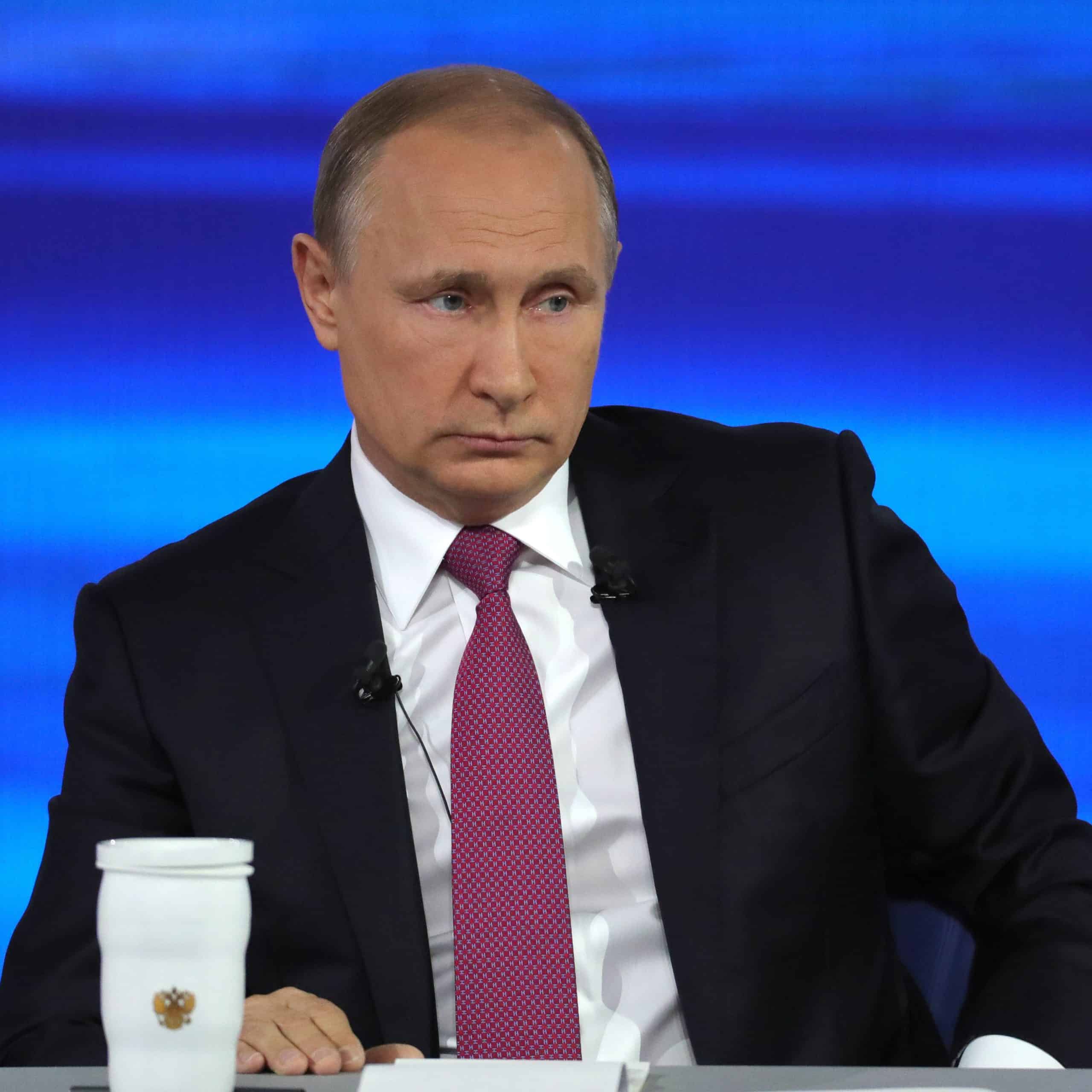 Rast cien a klesajúca životná úroveň: Putin sľúbil Rusom zmeny k lepšiemu