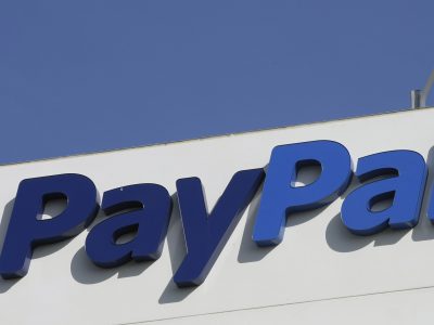 PayPal ponúkne v Európe debetné karty