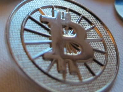 Kryptomena a jej rekordy: Čo ak by bol Bitcoin akciou?