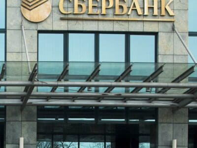 Ruská Sberbank začala ponúkať vojakom splátkové prázdniny na pôžičky