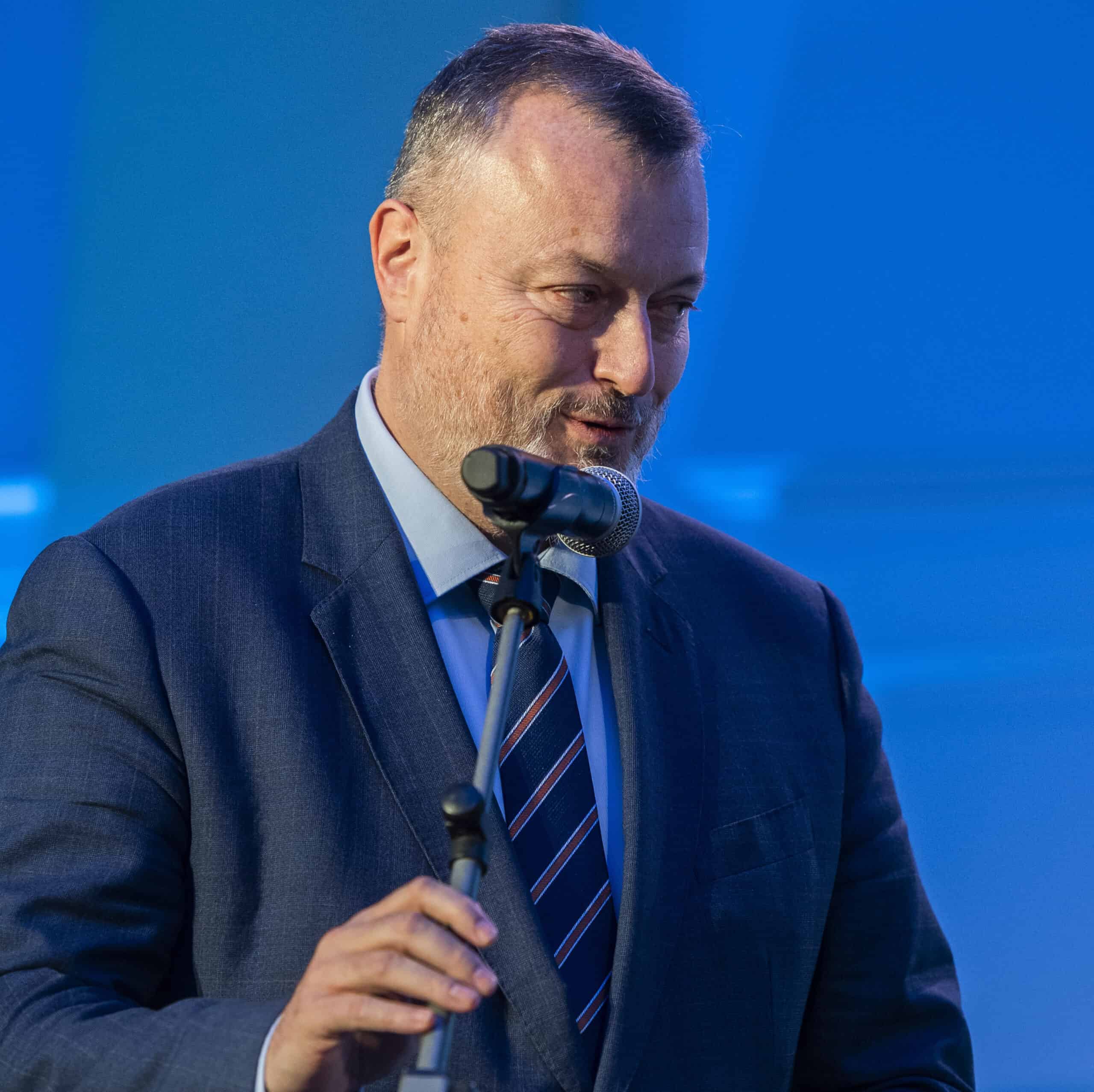 Minister Krajniak: Budúci rok bude mať nárok na rodičovský bonus 80 % dôchodcov (video)