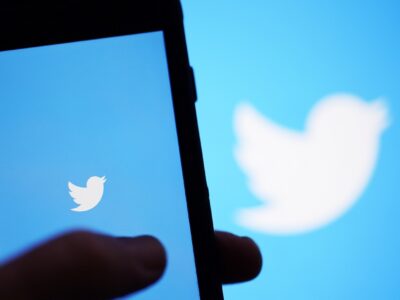Musk úraduje v Twitteri: Už v piatok má údajne dostať výpoveď polovica zamestnancov