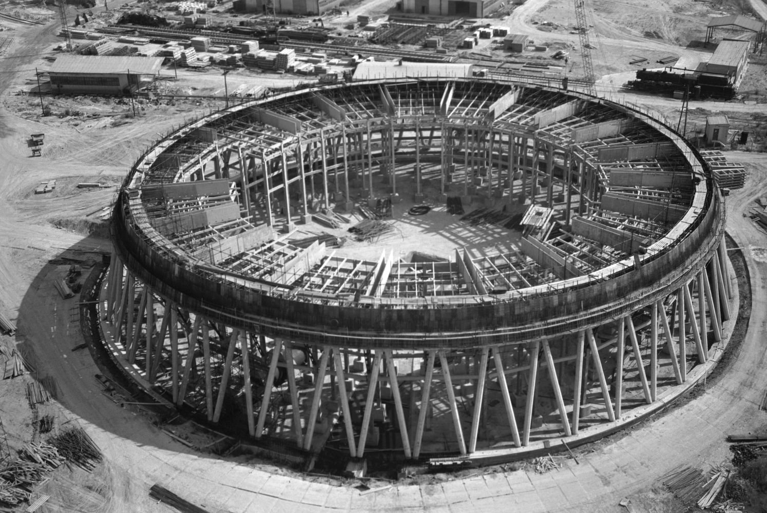 Výstavba atómovej elektrárne v Jaslovských Bohuniciach