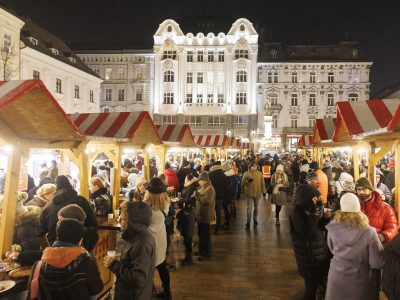 Kontrolóri finančnej správy si posvietili na vianočné trhy, odhalili vyše 200 porušení zákona