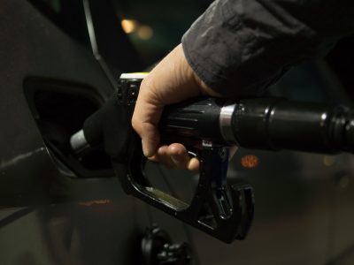 Ceny palív na slovenských pumpách zamrzli: Benzíny aj nafta po predchádzajúcom zlacnení zostali v uplynulom týždni bez zmeny