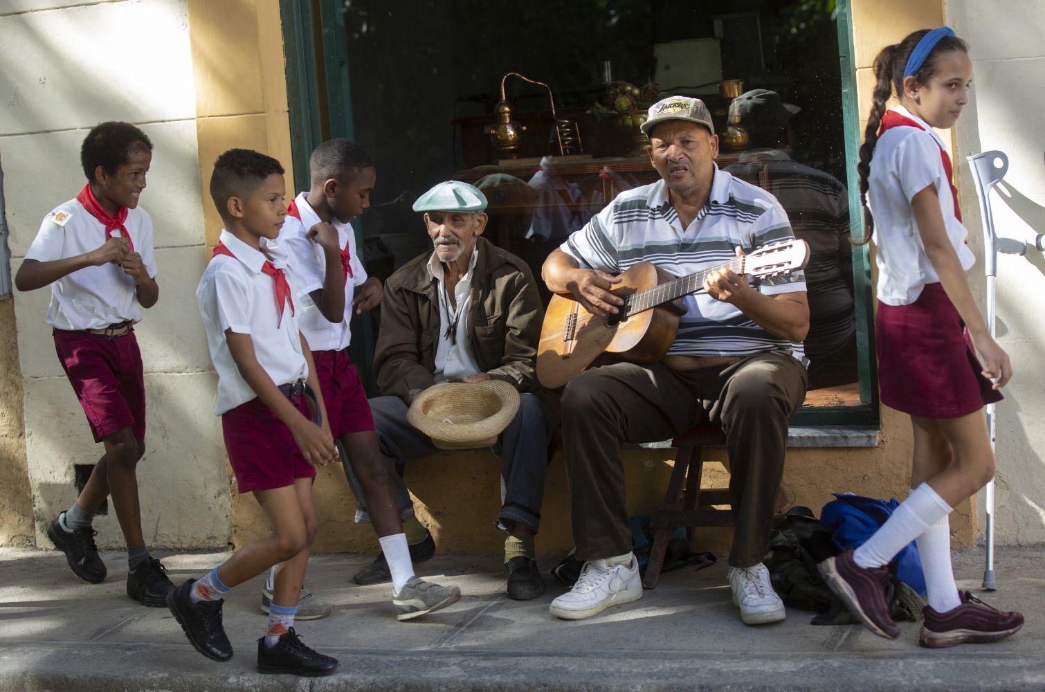 Hudobníci v uliciach Havany. Foto: SITA/AP