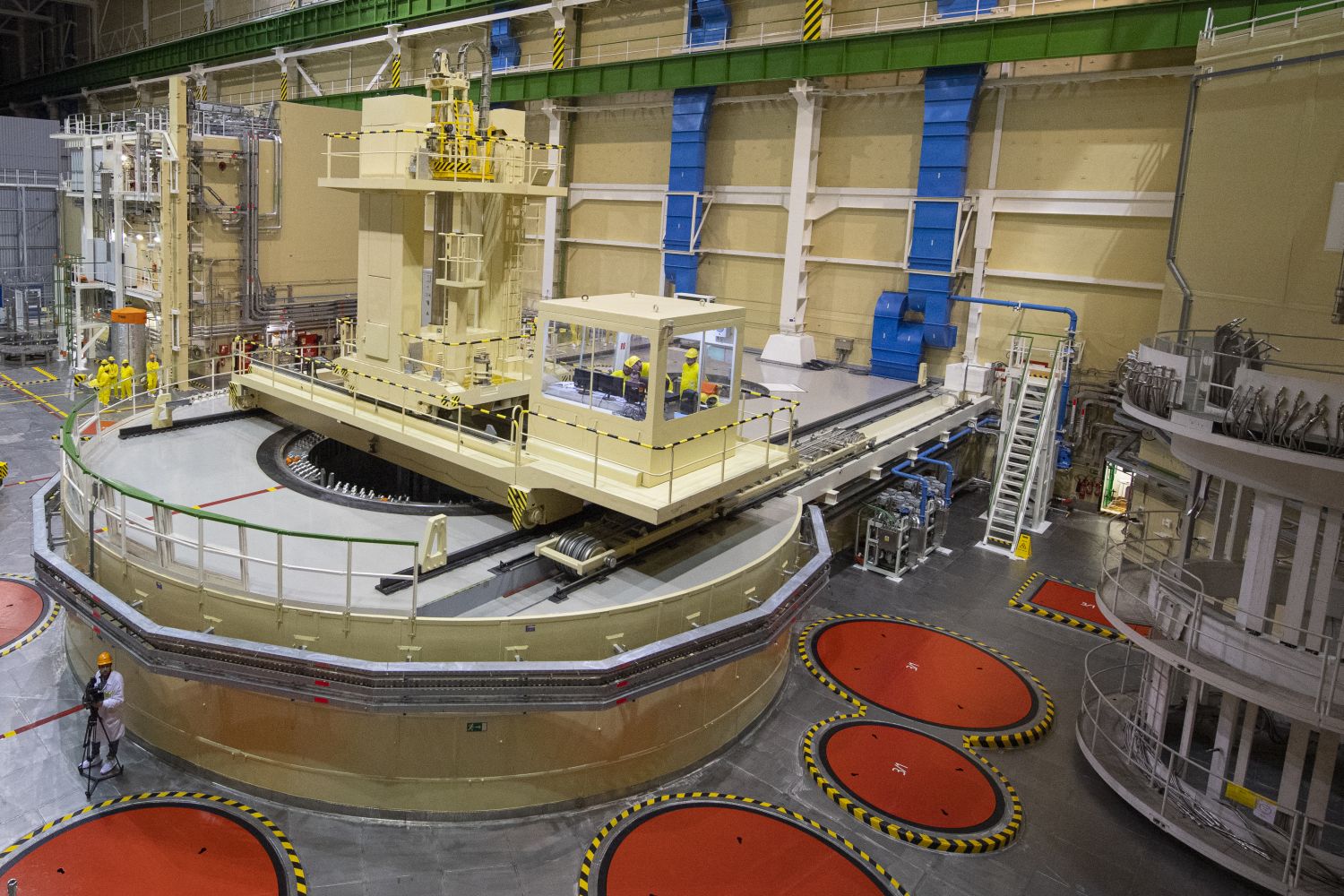 Zavádzanie jadrového paliva do 3. bloku Atómových elektrární Mochovce v piatok 9. septembra 2022. Foto: TASR
