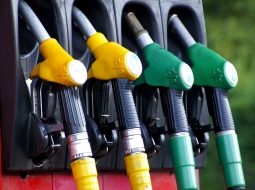 Ceny benzínov a nafty sa zvýšili: Klesla hodnota LNG A CNG