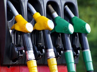 Benzín výrazne hore, nafta nadol: Ceny na slovenských pumpách sa rozchádzajú!
