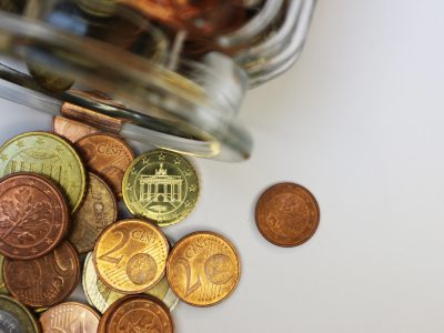 Miera úspor domácností v eurozóne vzrástla na takmer trojročné maximum