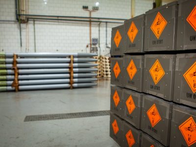 Slovenské zbrojovky idú naplno: Rekordné tržby aj zisk za muníciu hlási aj VOP Nováky